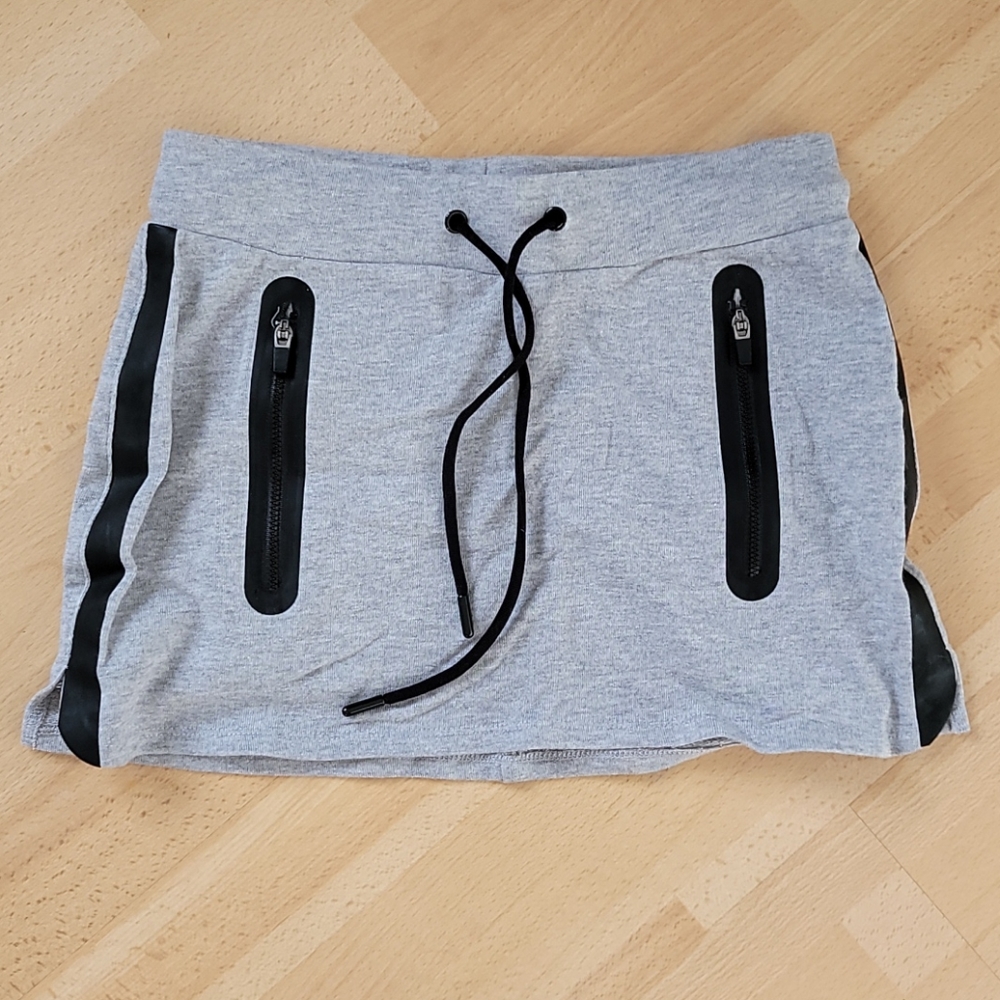 Fabletics skirt